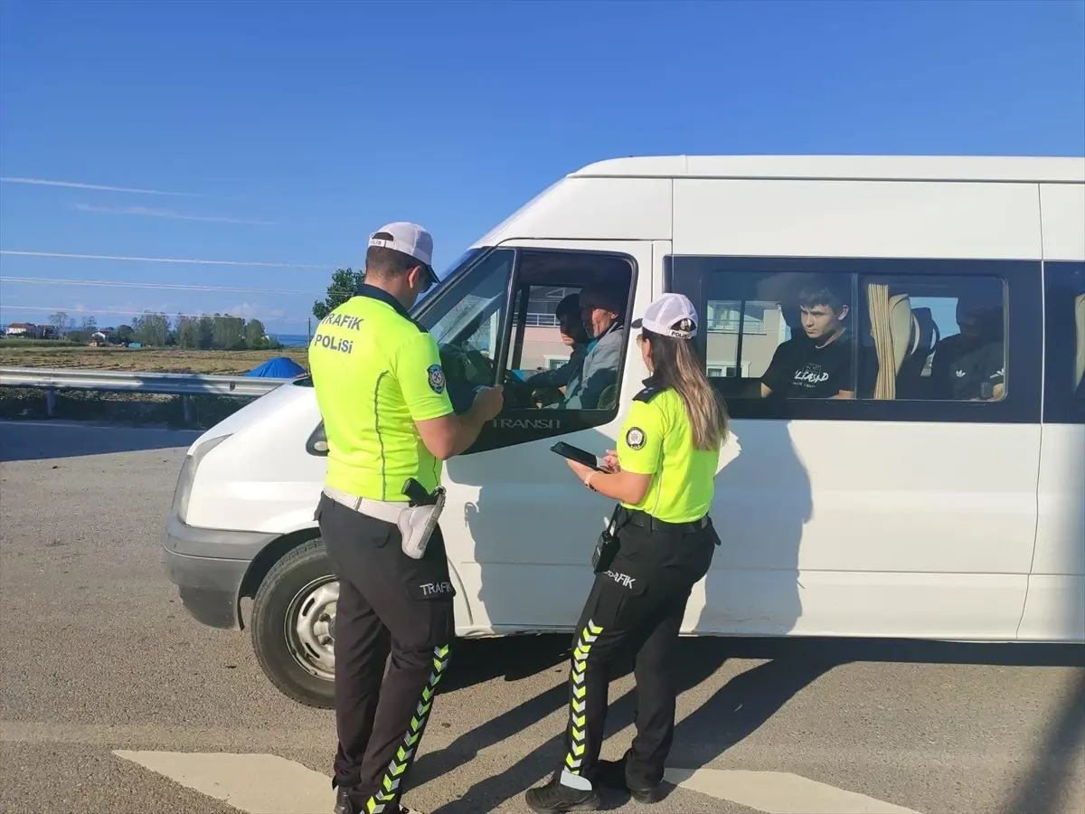 Servis Araçları Denetlendi